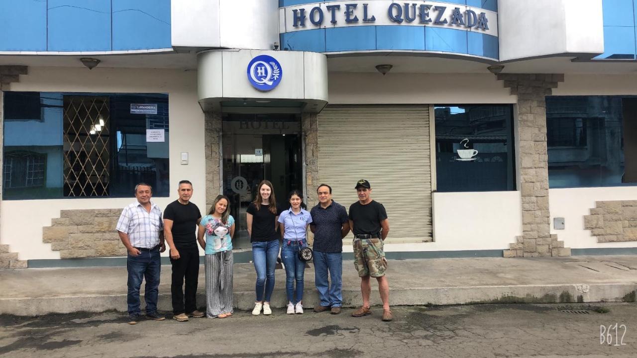 Hotel Quezada Hermanos Santo Domingo de los Colorados Exteriör bild